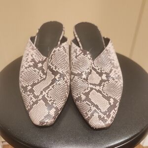 Vince Women's Snakeskin Pattern Leather Mules Wedge Sz 9M